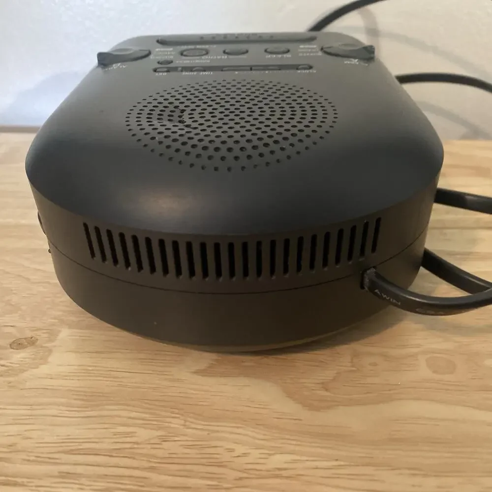 Sony Dream Machine Clock Radio ICF-C318. Tested And Working